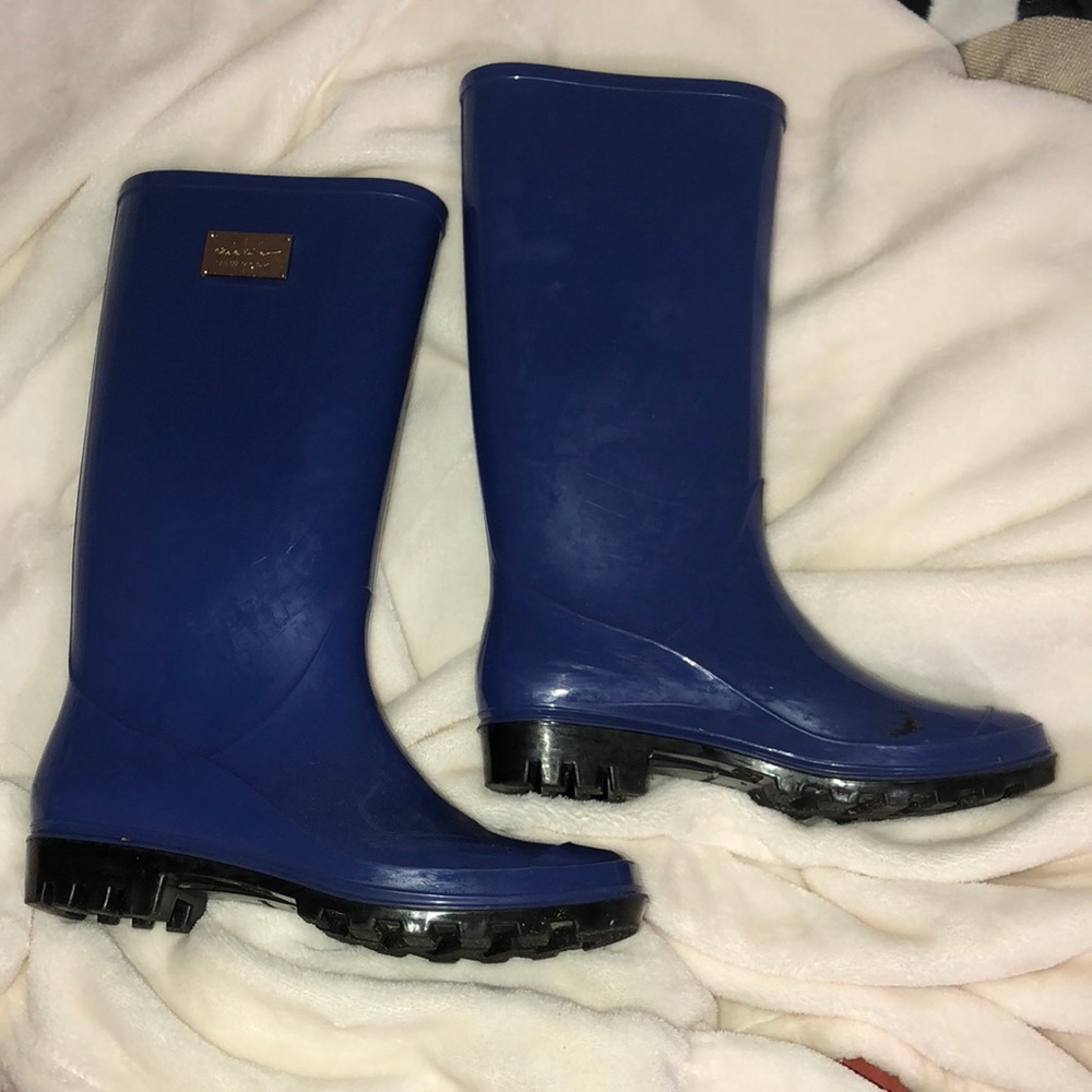Rain boots